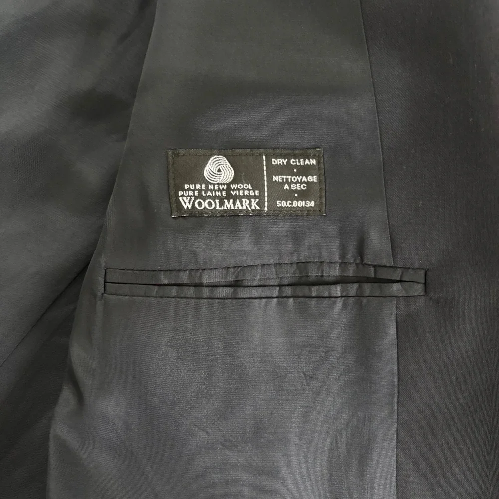 Ralph Lauren Navy Blue Blazer Gold Buttons Two Button Menswear Classic Style 46L
